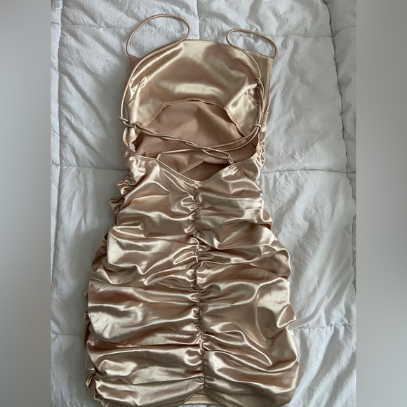 pseudio gold metallic mini dress - Picture 2 of 2